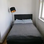 Zwei Charmante Mit Wohnbereich In Zentraler Berliner * Berlin