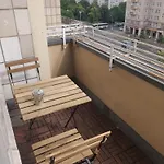Apartamento Zwei Charmante Mit Wohnbereich In Zentraler Berliner *