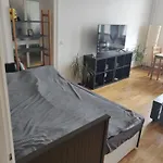 Apartment Zwei Charmante Mit Wohnbereich In Zentraler Berliner *