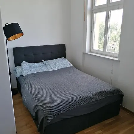 Apartment Zwei Charmante Mit Wohnbereich In Zentraler Berliner *