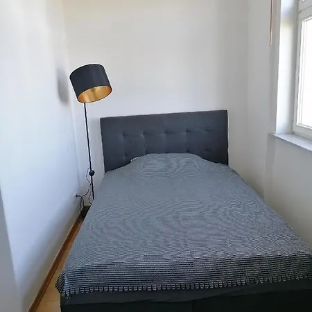Zwei Charmante Mit Wohnbereich In Zentraler Berliner * 柏林