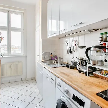 Apartment Zwei Charmante Mit Wohnbereich In Zentraler Berliner