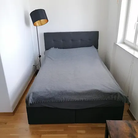 Apartment Zwei Charmante Mit Wohnbereich In Zentraler Berliner *