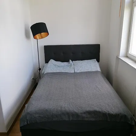 Zwei Charmante Mit Wohnbereich In Zentraler Berliner * 柏林