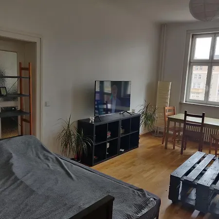 Apartamento Zwei Charmante Mit Wohnbereich In Zentraler Berliner Berlín
