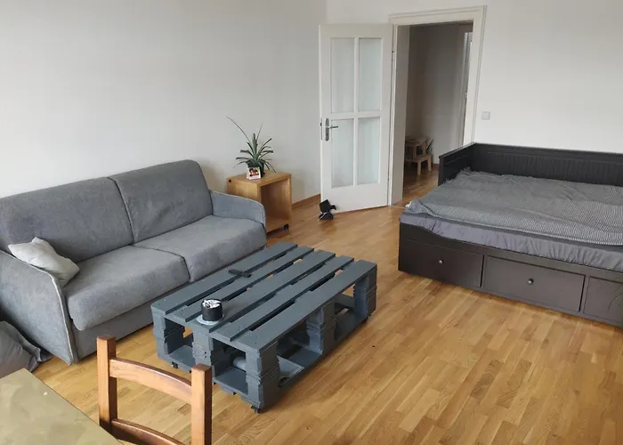 Zwei Charmante Mit Wohnbereich In Zentraler Berliner * Berlin