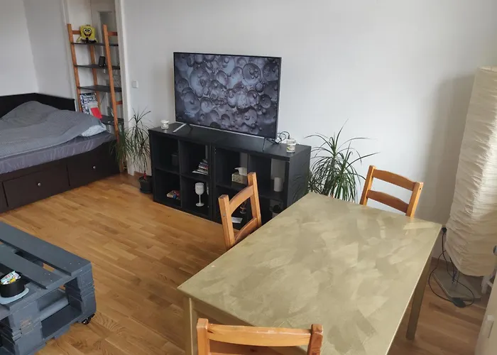 Zwei Charmante Mit Wohnbereich In Zentraler Berliner *