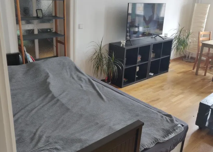 Lägenhet Zwei Charmante Mit Wohnbereich In Zentraler Berliner *