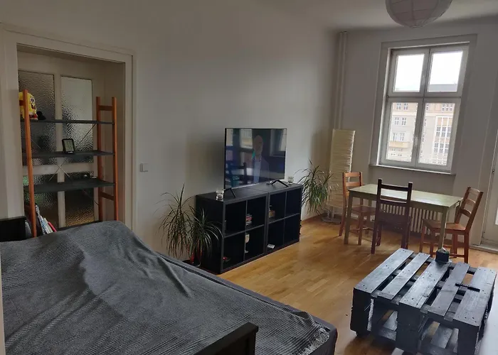 Lägenhet Zwei Charmante Mit Wohnbereich In Zentraler Berliner Berlin