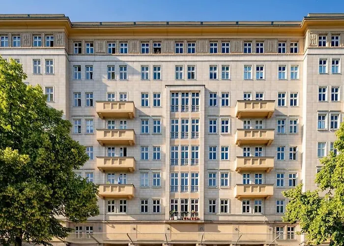 Zwei Charmante Mit Wohnbereich In Zentraler Berliner *