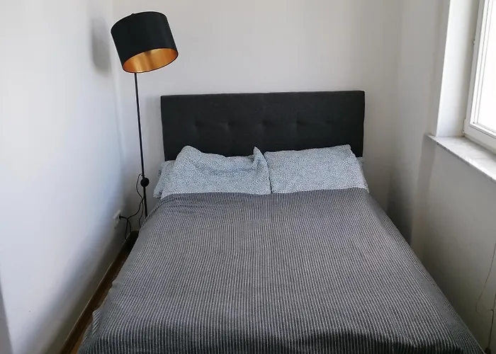 Zwei Charmante Mit Wohnbereich In Zentraler Berliner * Berlín