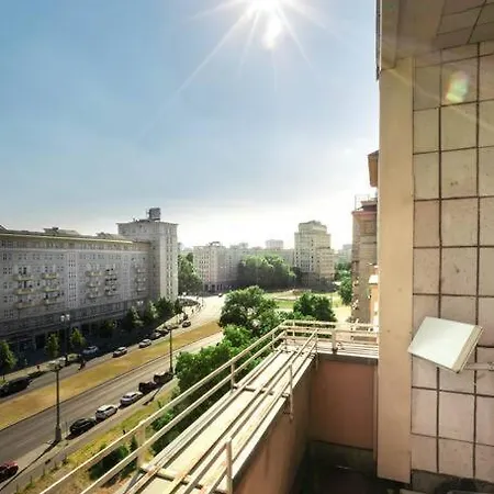 Zwei Charmante Mit Wohnbereich In Zentraler Berliner * Berlino