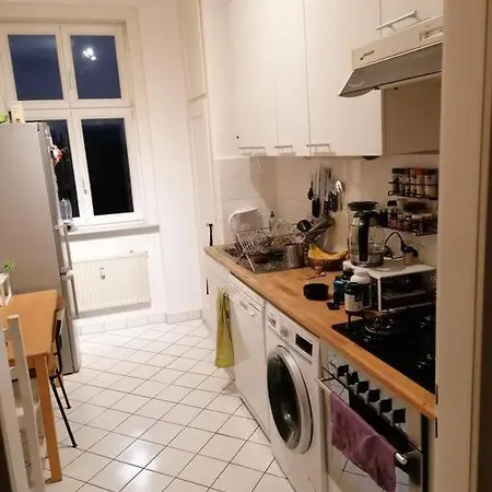 Appartamento Zwei Charmante Mit Wohnbereich In Zentraler Berliner *